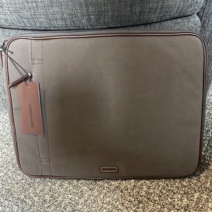 Baekaard laptop case